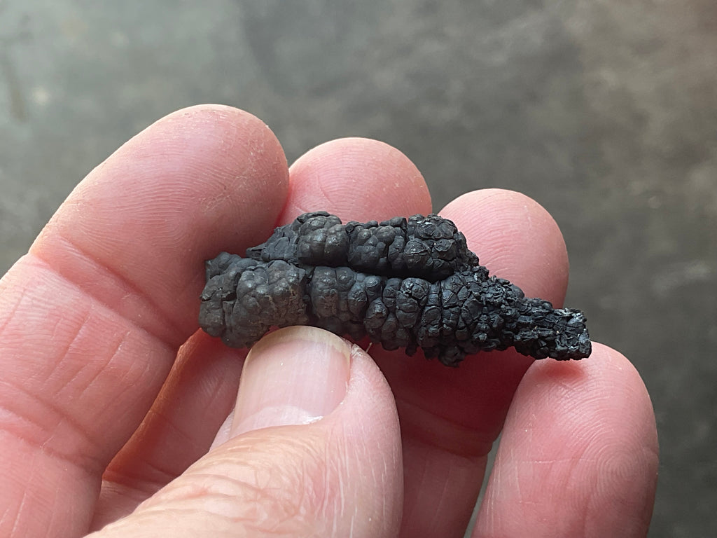 8g Lithiophorite with Cryptomelane Specimen 4B