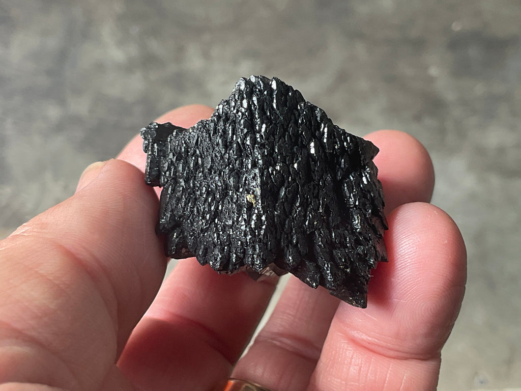 104g Ilvaite Specimen with Clear Quartz and Dolomite