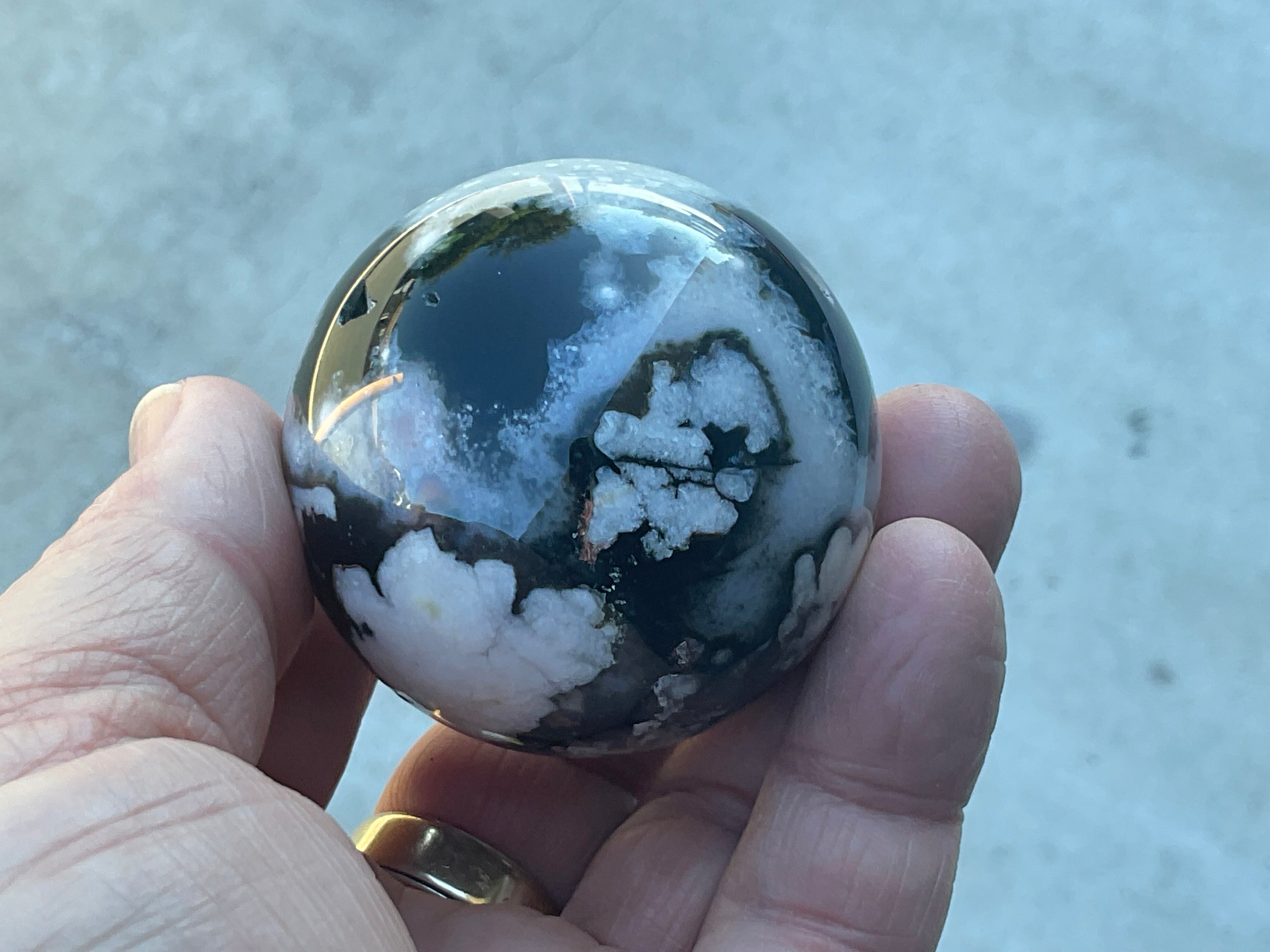 174g Black Flower Agate 3B