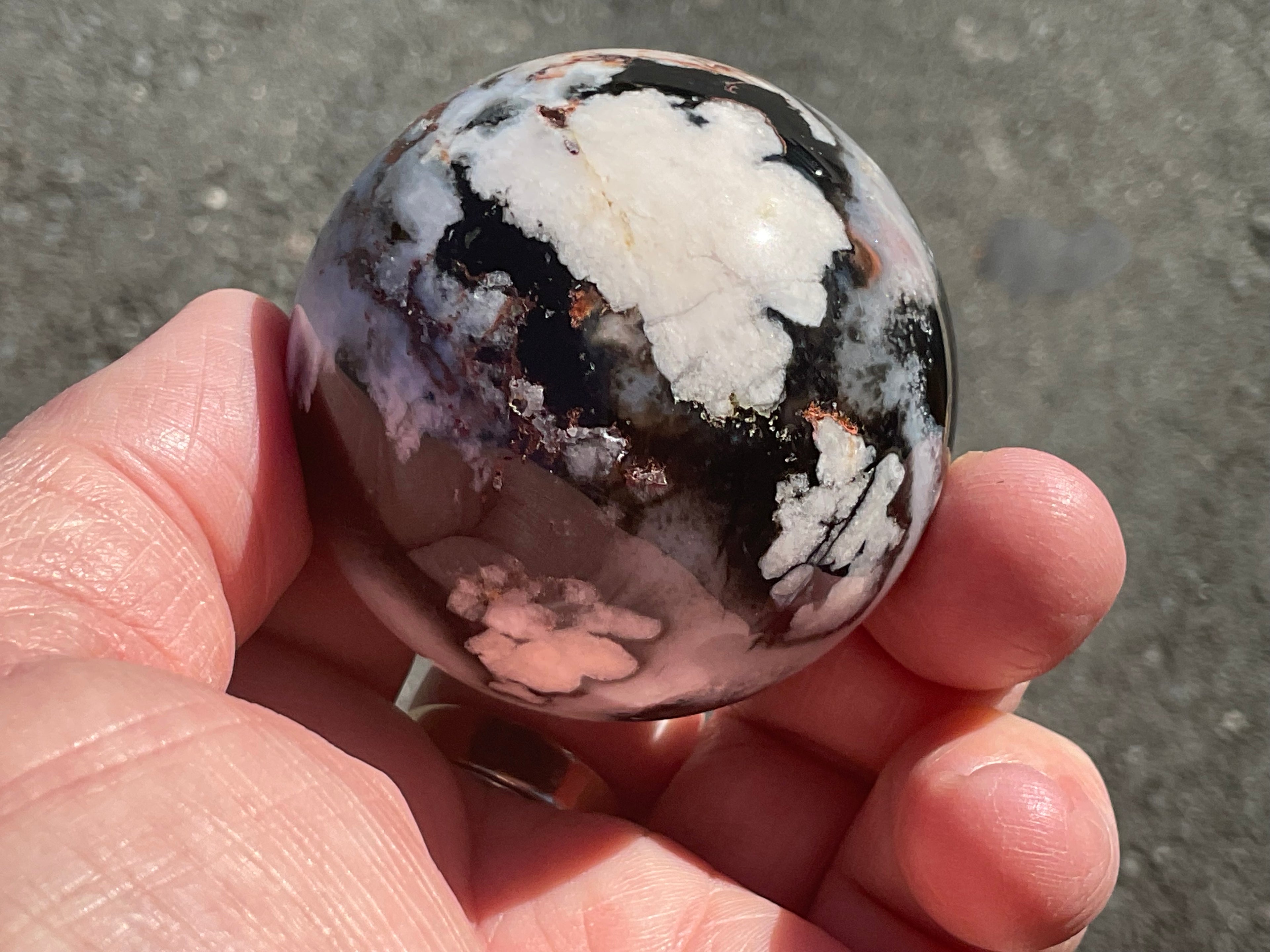 174g Black Flower Agate 3B