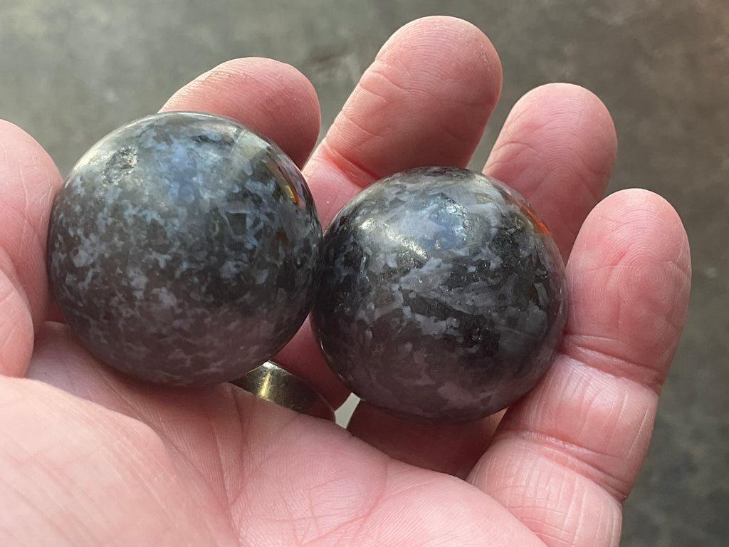 114g Mystic Merlinite Mediation Ball Pair F
