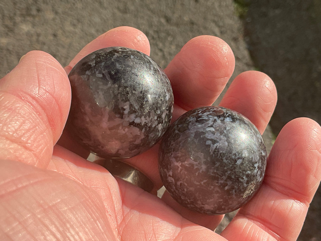114g Mystic Merlinite Mediation Ball Pair F