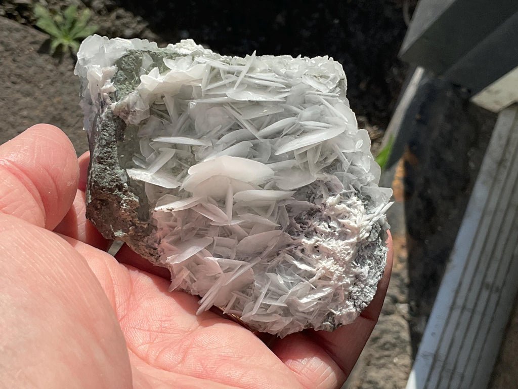 228g Highly UV Reactive “Angel Wing” Calcite Specimen 2B from Hunan, China