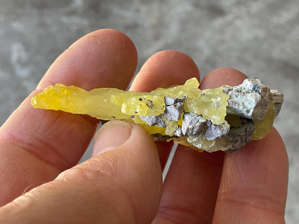 22g Pakistan Yellow Brucite Specimen 7A