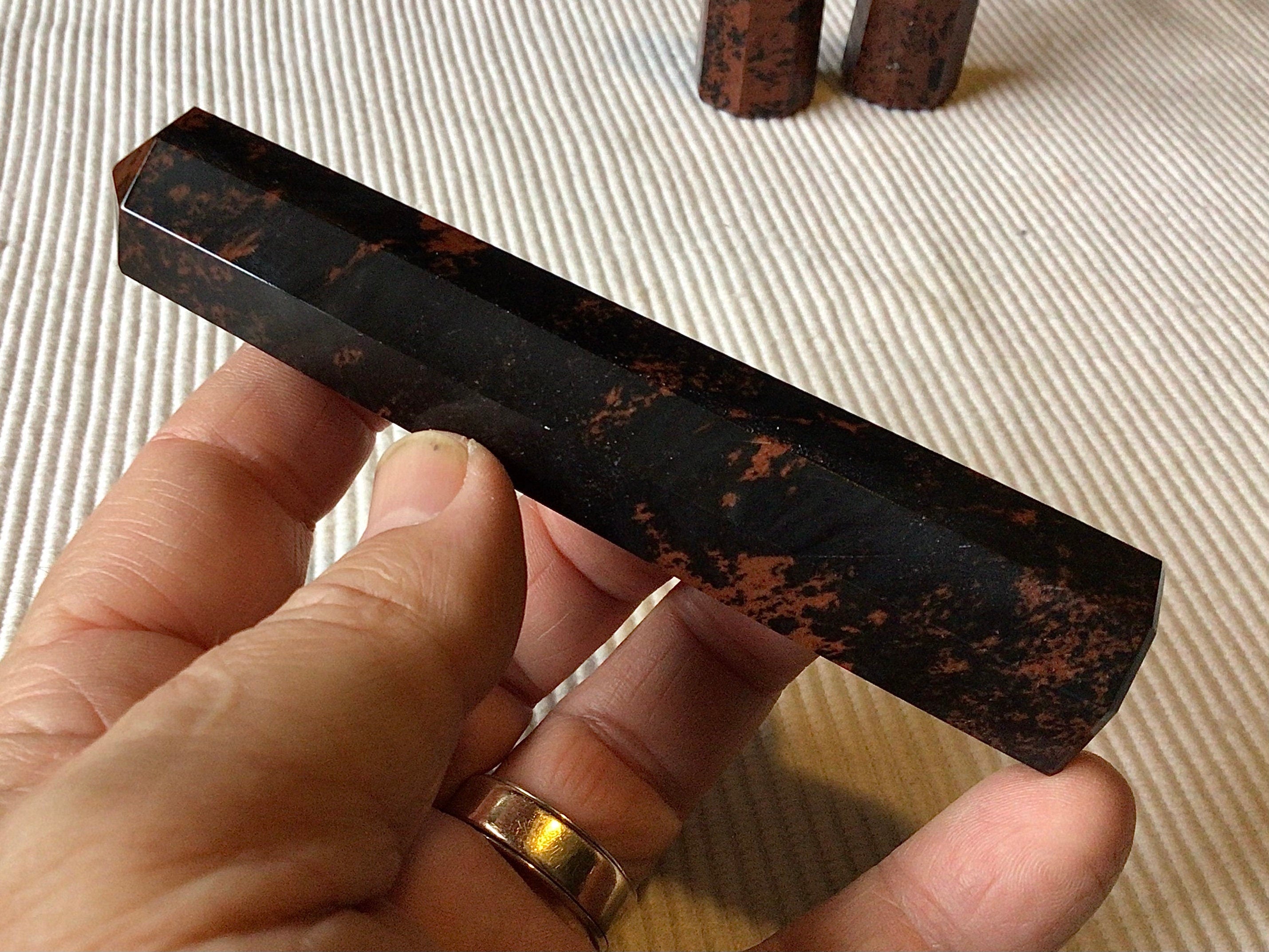 100g Mahogany Obsidian Generator 2A