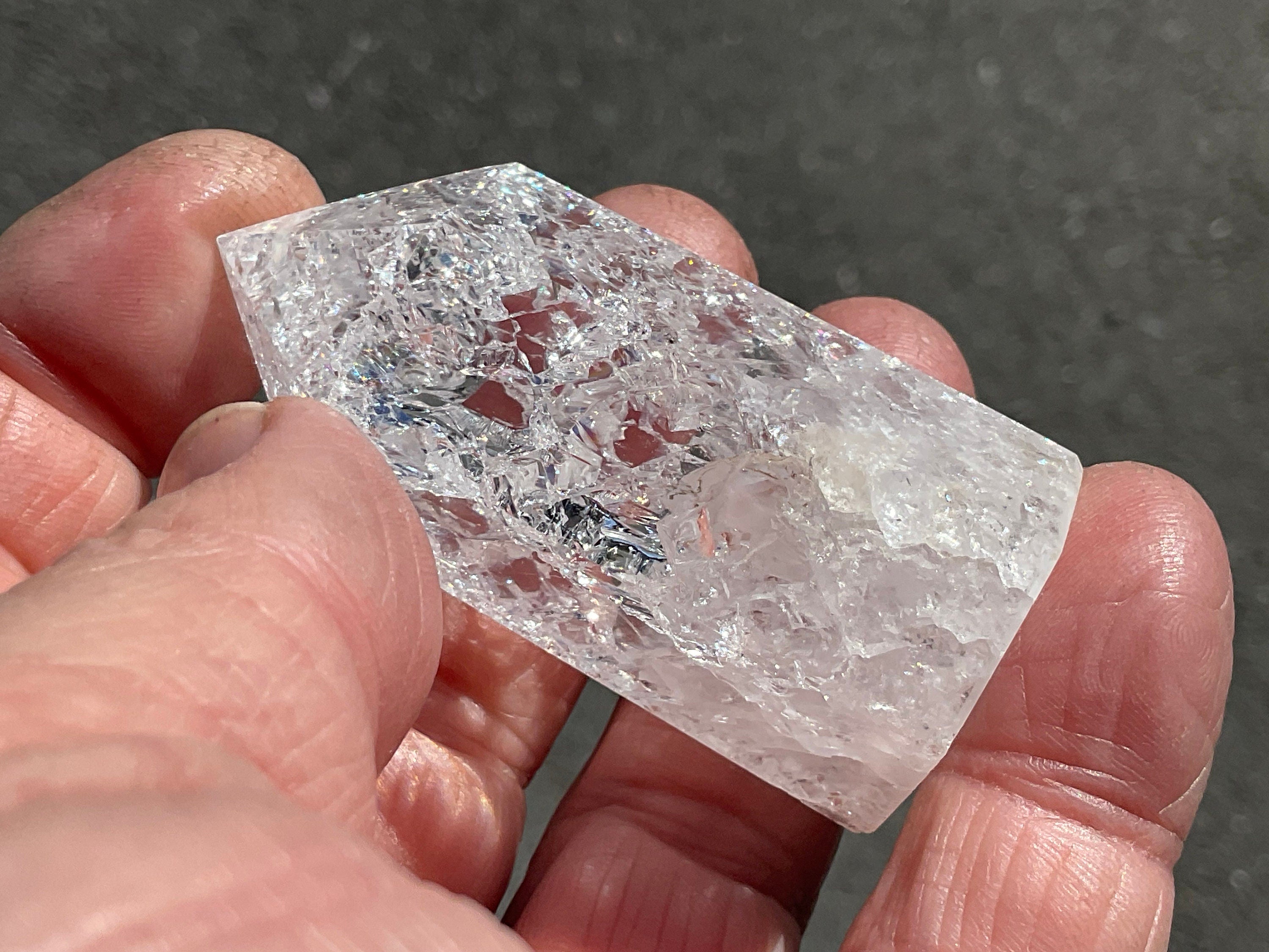 66g “Crackle Quartz” Generator 3A