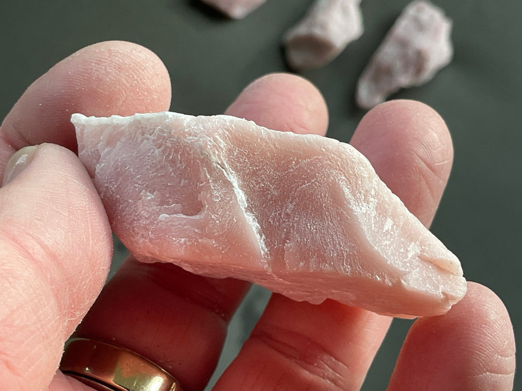 49g Mexican Pink Opal Rough 1A