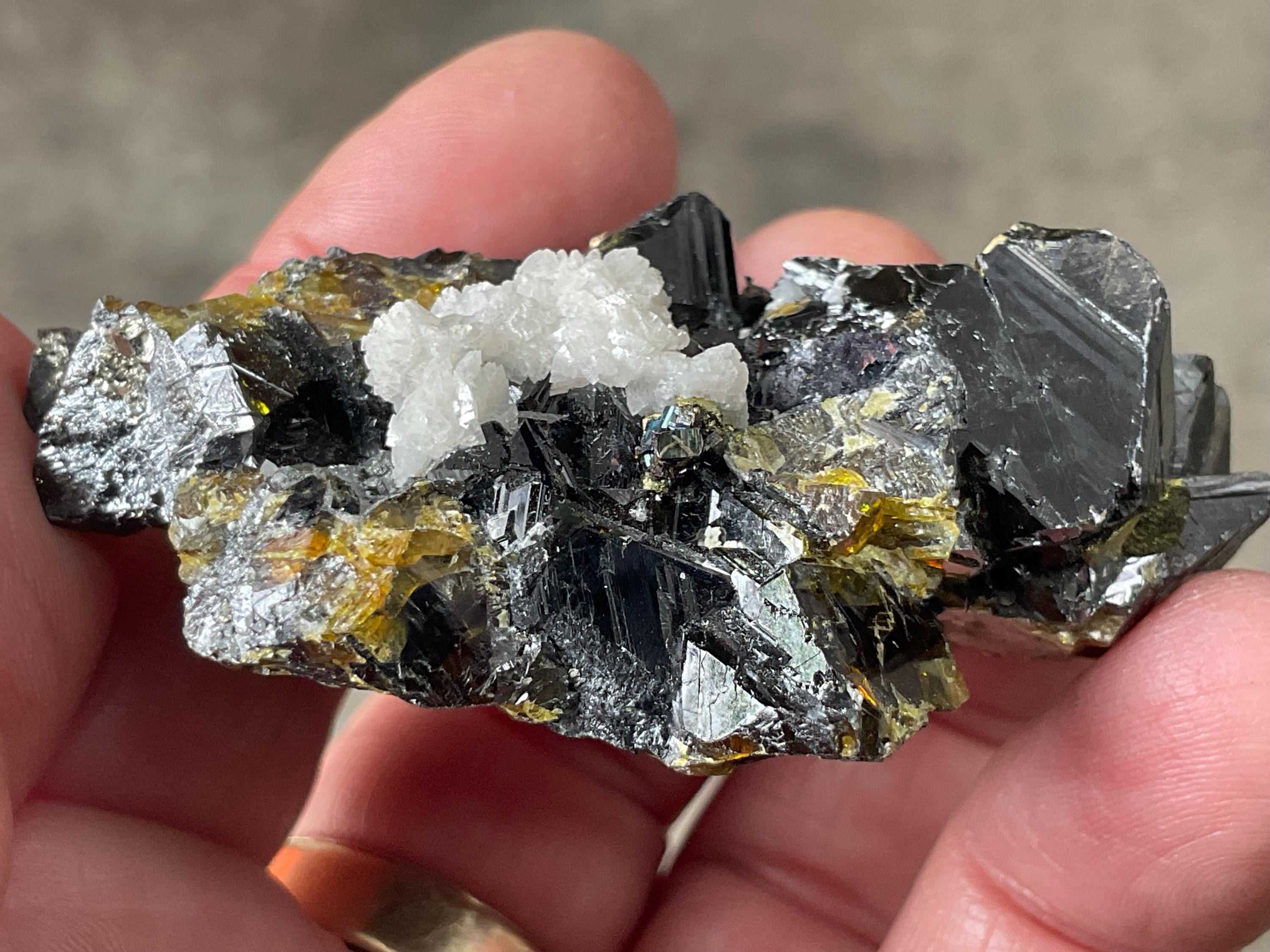104g Chinese Marmatite Specimen 4B