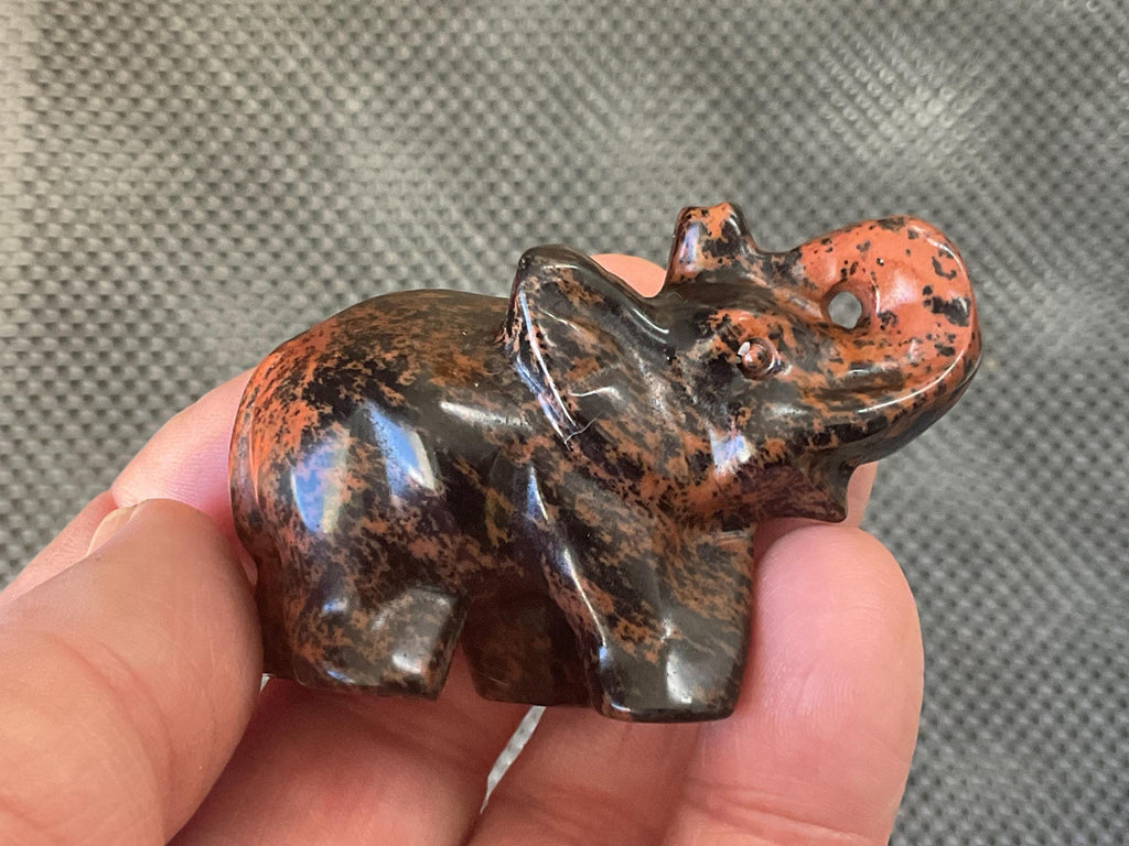 58g Mahogany Obsidian Elephant Carving B