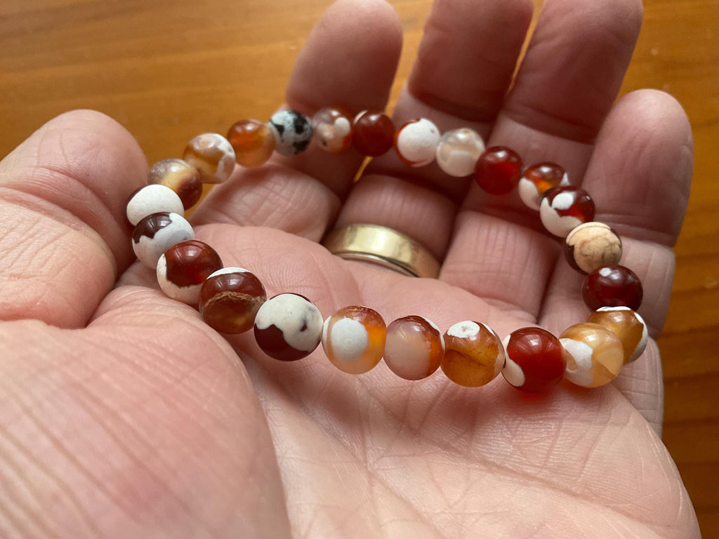 Carnelian Orca Agate 8mm Bead Bracelet