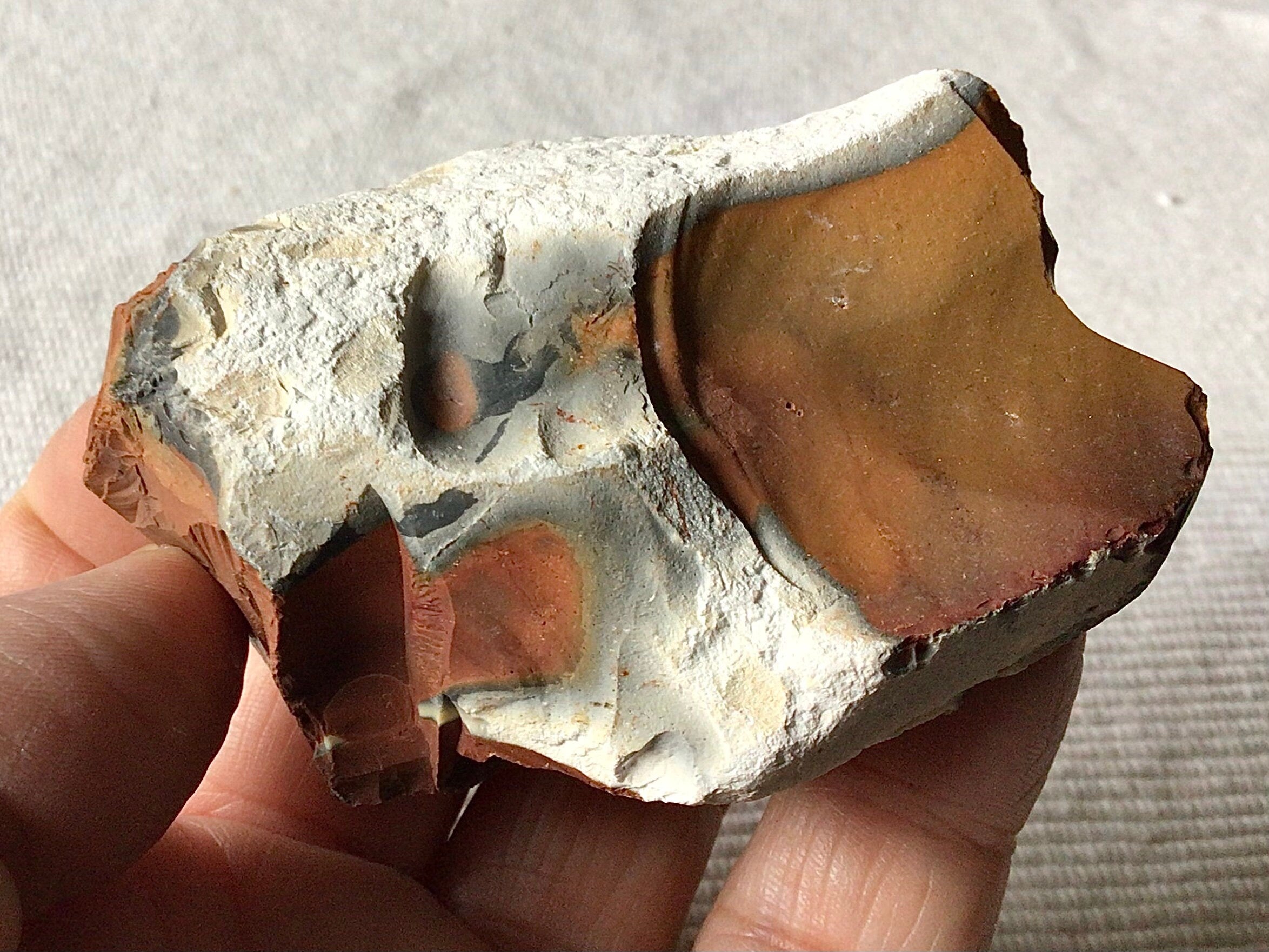 119g Rough Mookaite Jasper piece 8A
