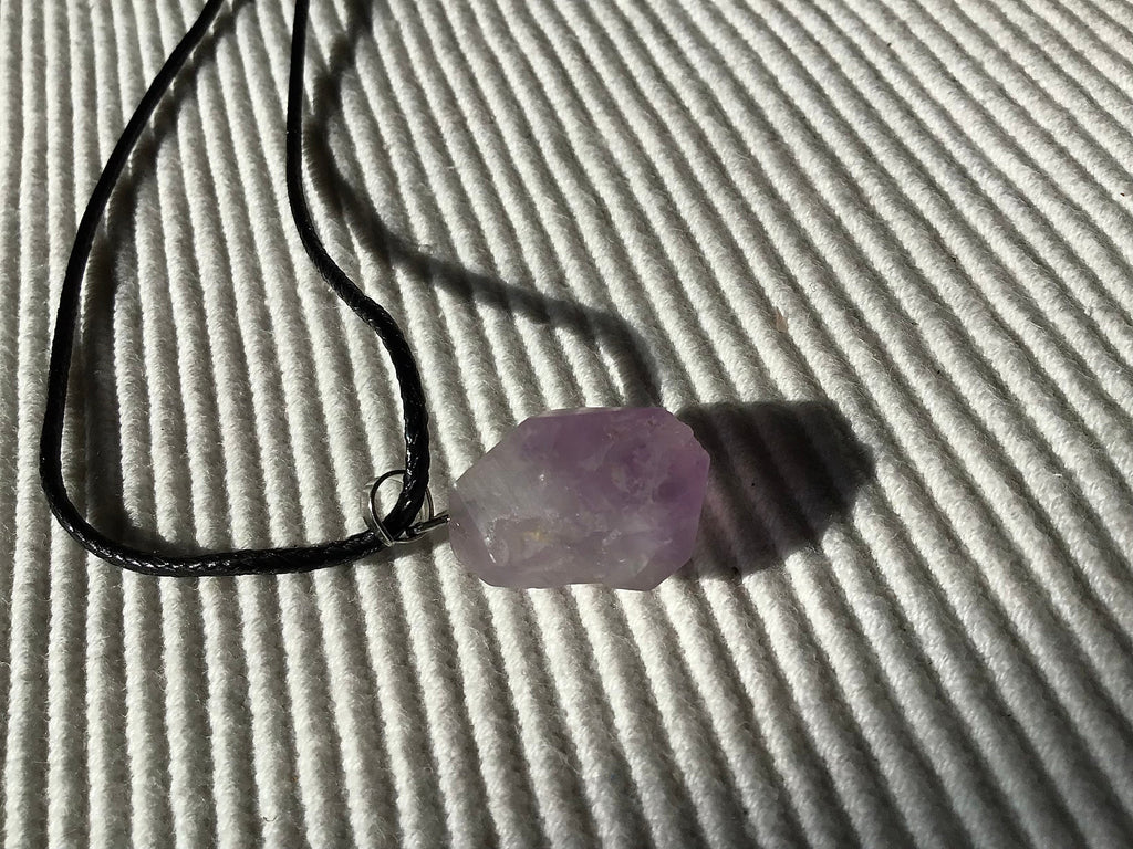 8g Amethyst Natural Point Pendant 2D
