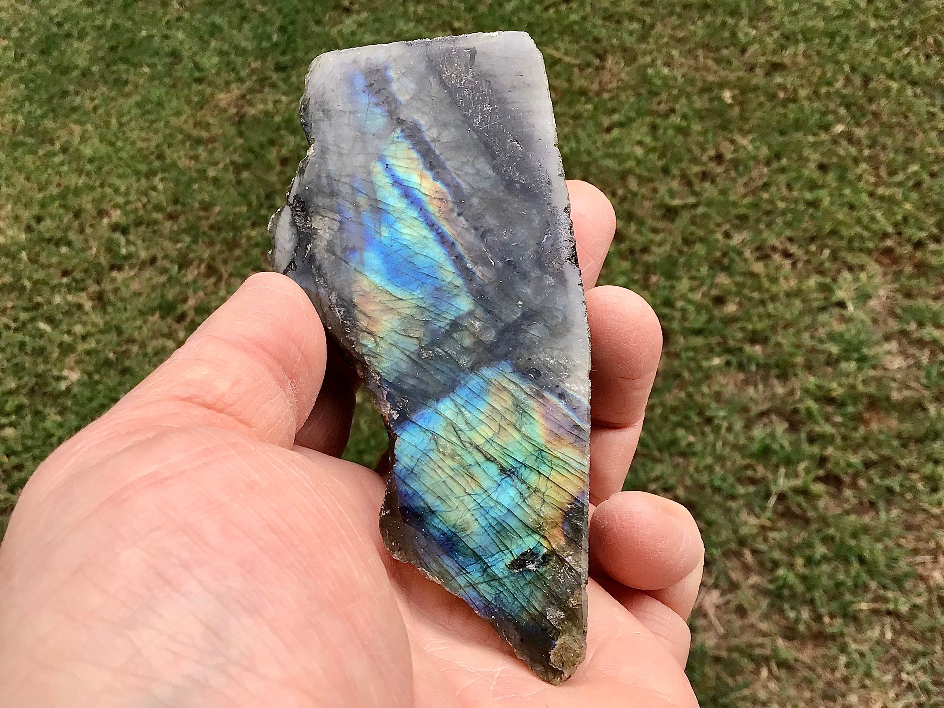 175g Labradorite One Side Polished 3A