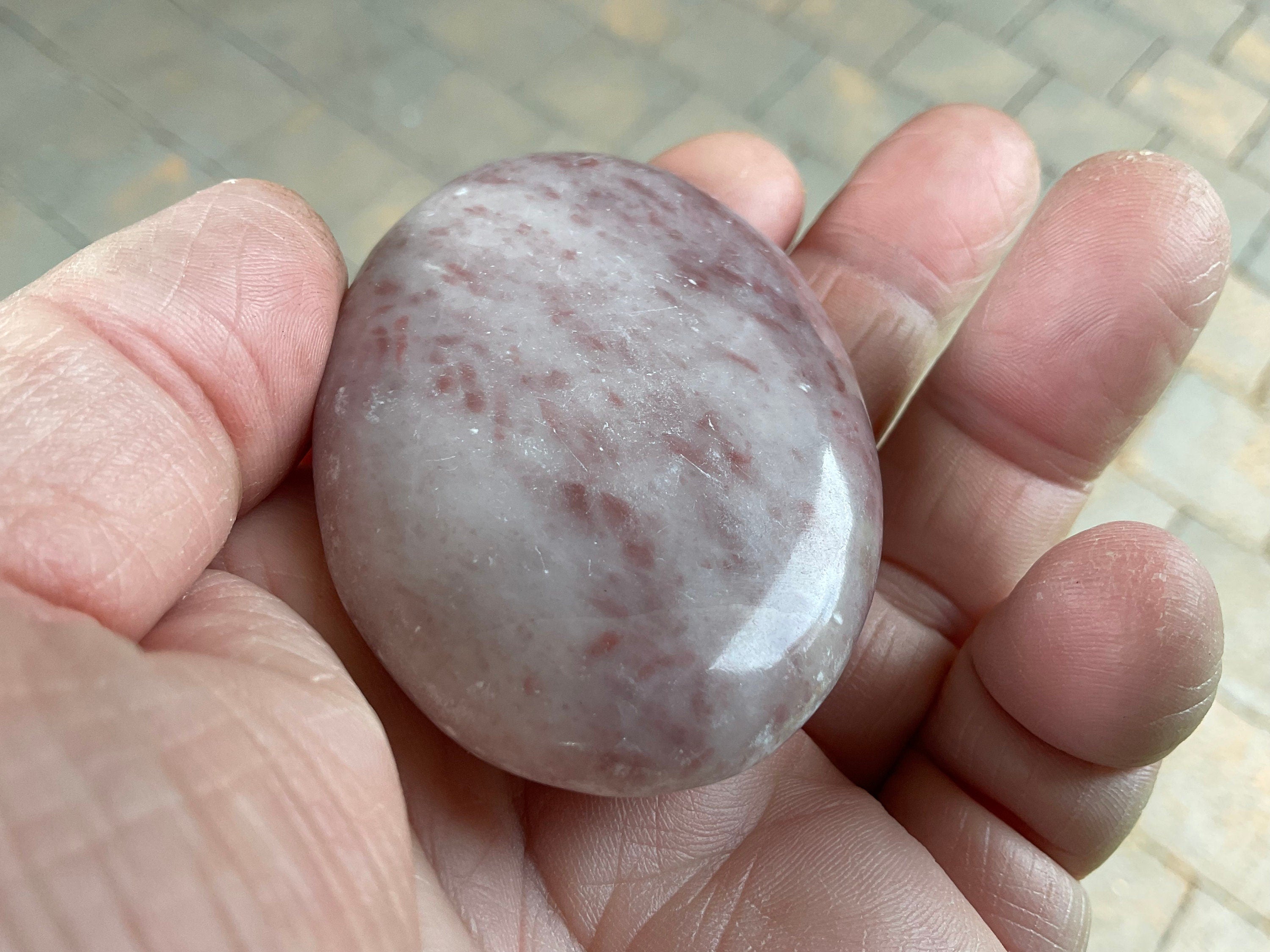83g Pakistan Strawberry Jasper Palmstone 5C