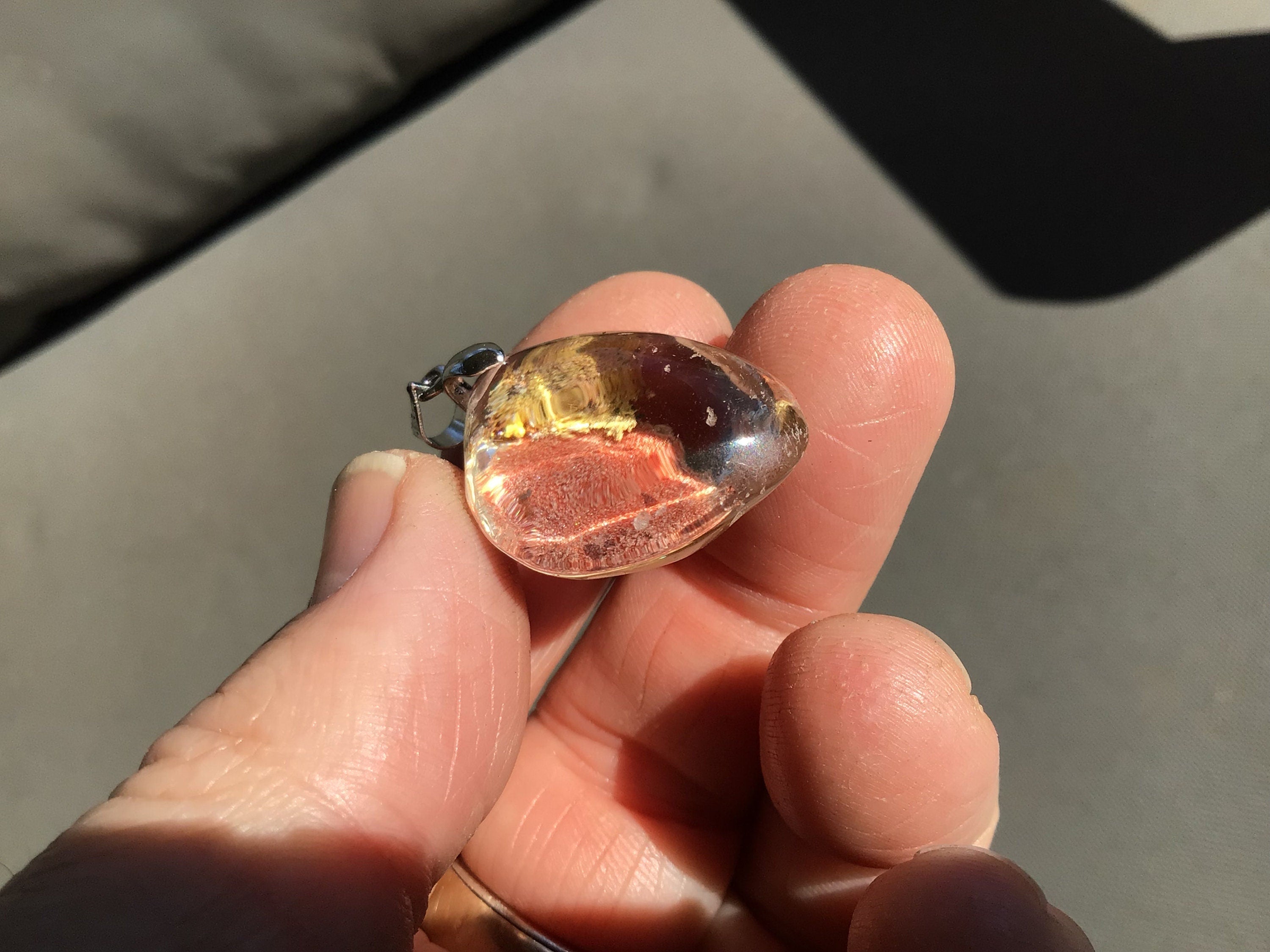 10g Garden Quartz Pendant 3C
