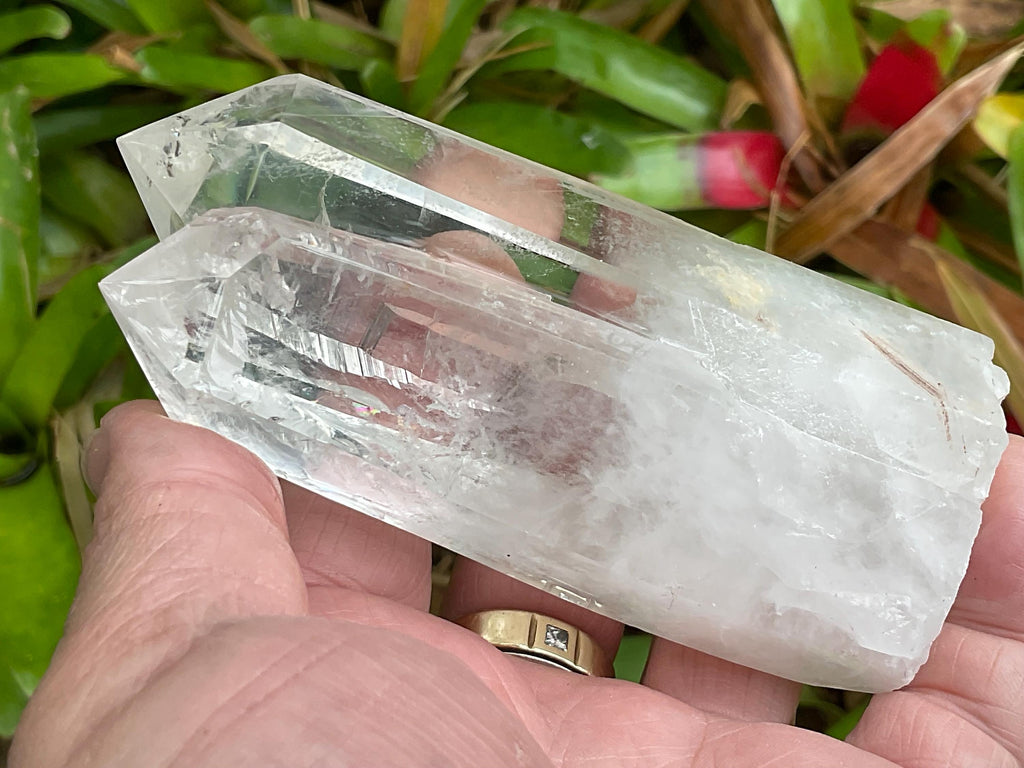 300g “Water Clear” Quartz Generator with custom stand C