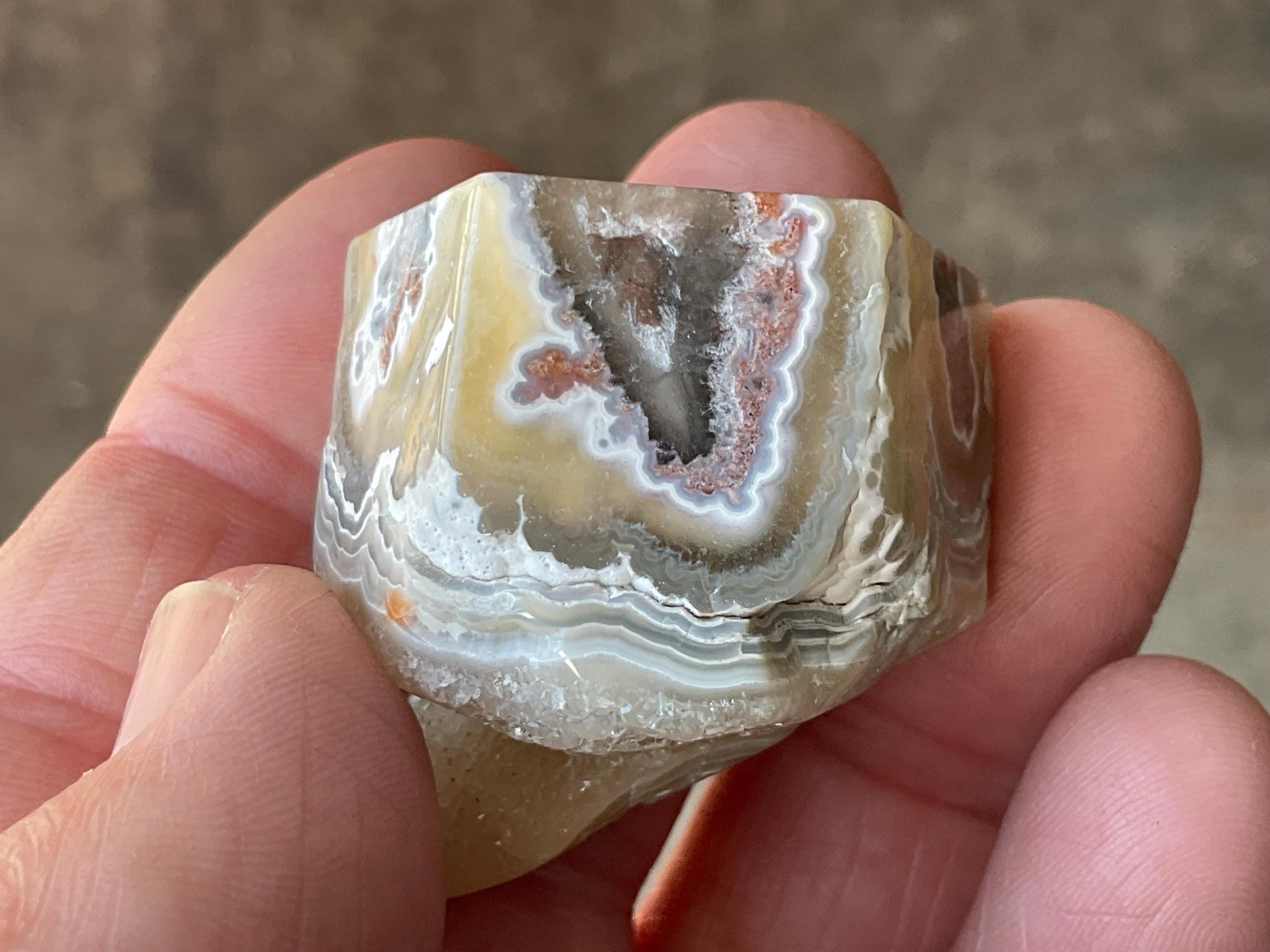 42g Mexican Crazy Lace Agate Freeform 15C