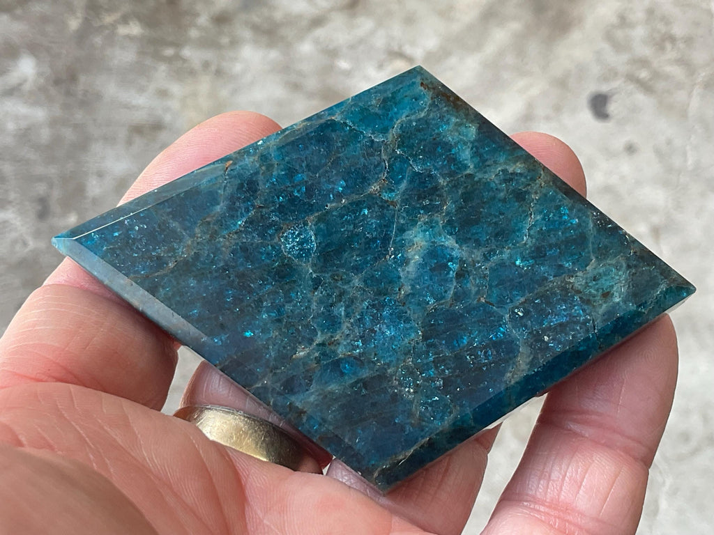 94g Blue Apatite Polished Diamond 4B
