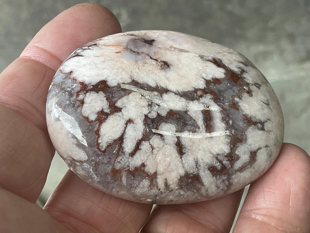 68g Flower Agate Palmstone C
