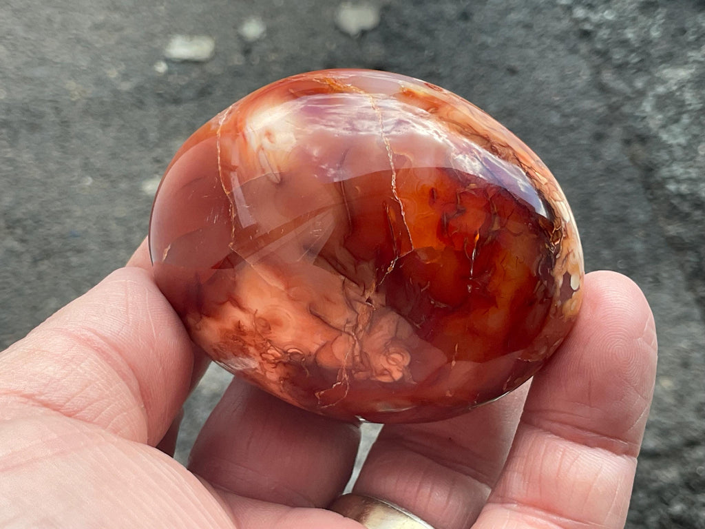 154g Carnelian Orca Agate Palmstone 6A