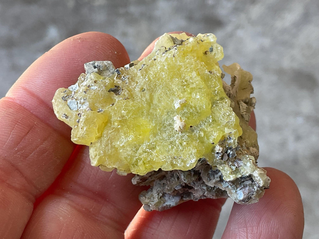20g Pakistan Yellow Brucite Specimen 6C