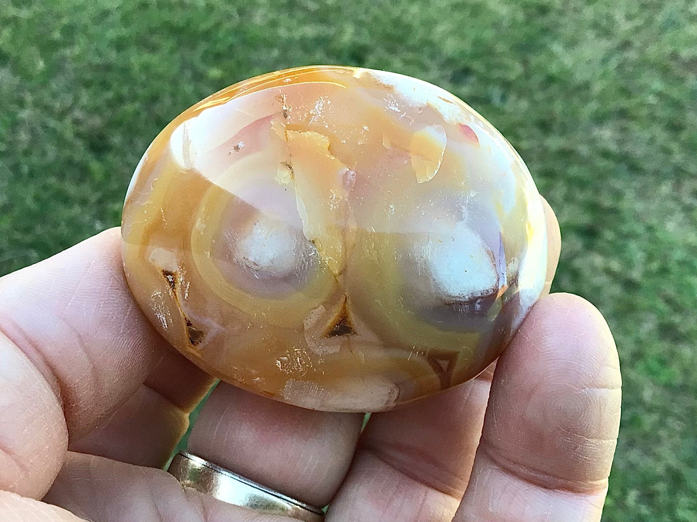 87g Flower Agate Palmstone 5B