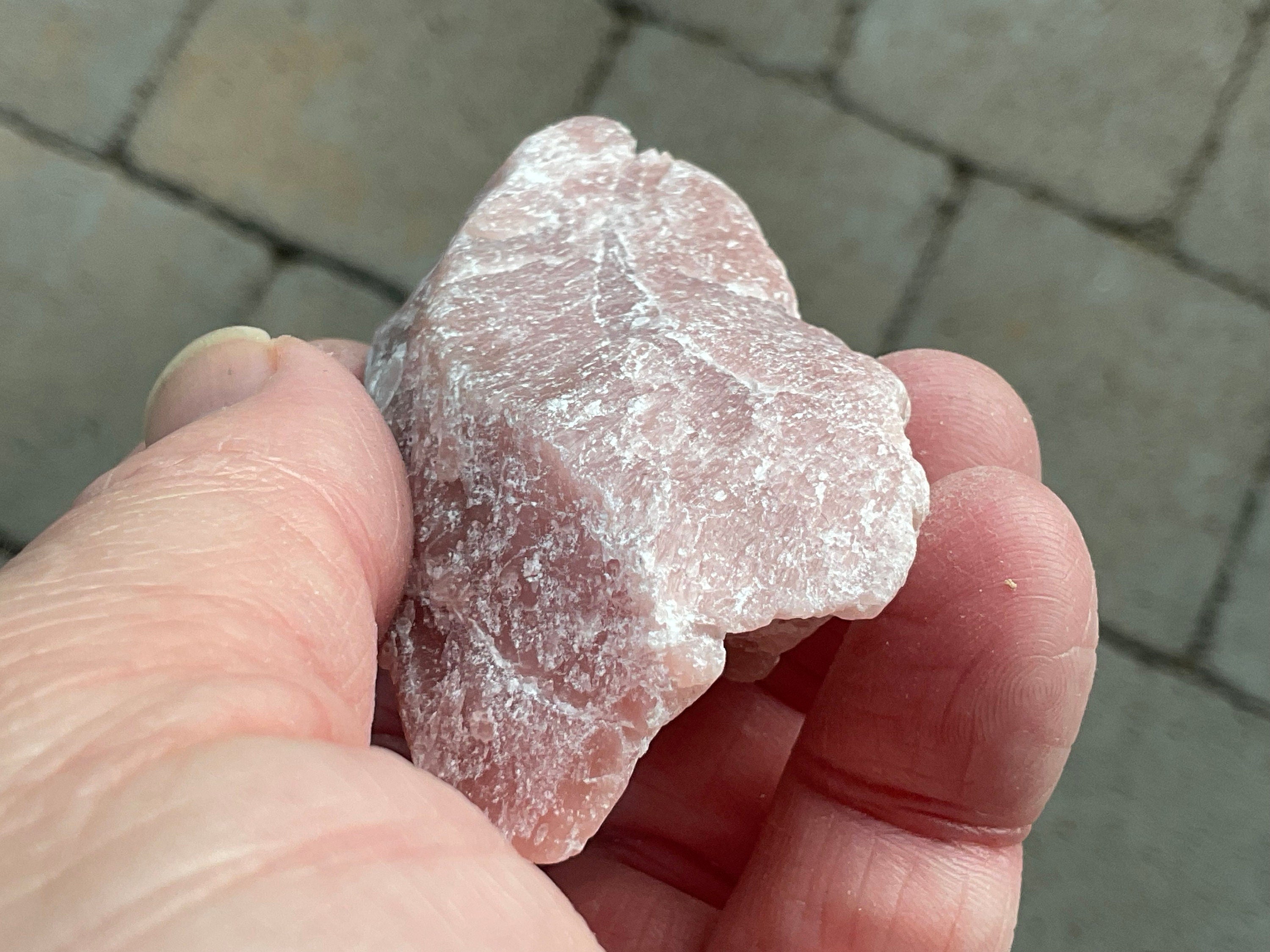 83g Mexican Pink Opal Rough 4A