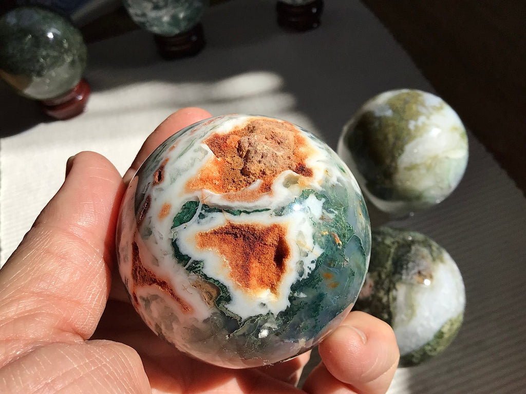 309g Moss Agate Sphere 2A (5.9cm)