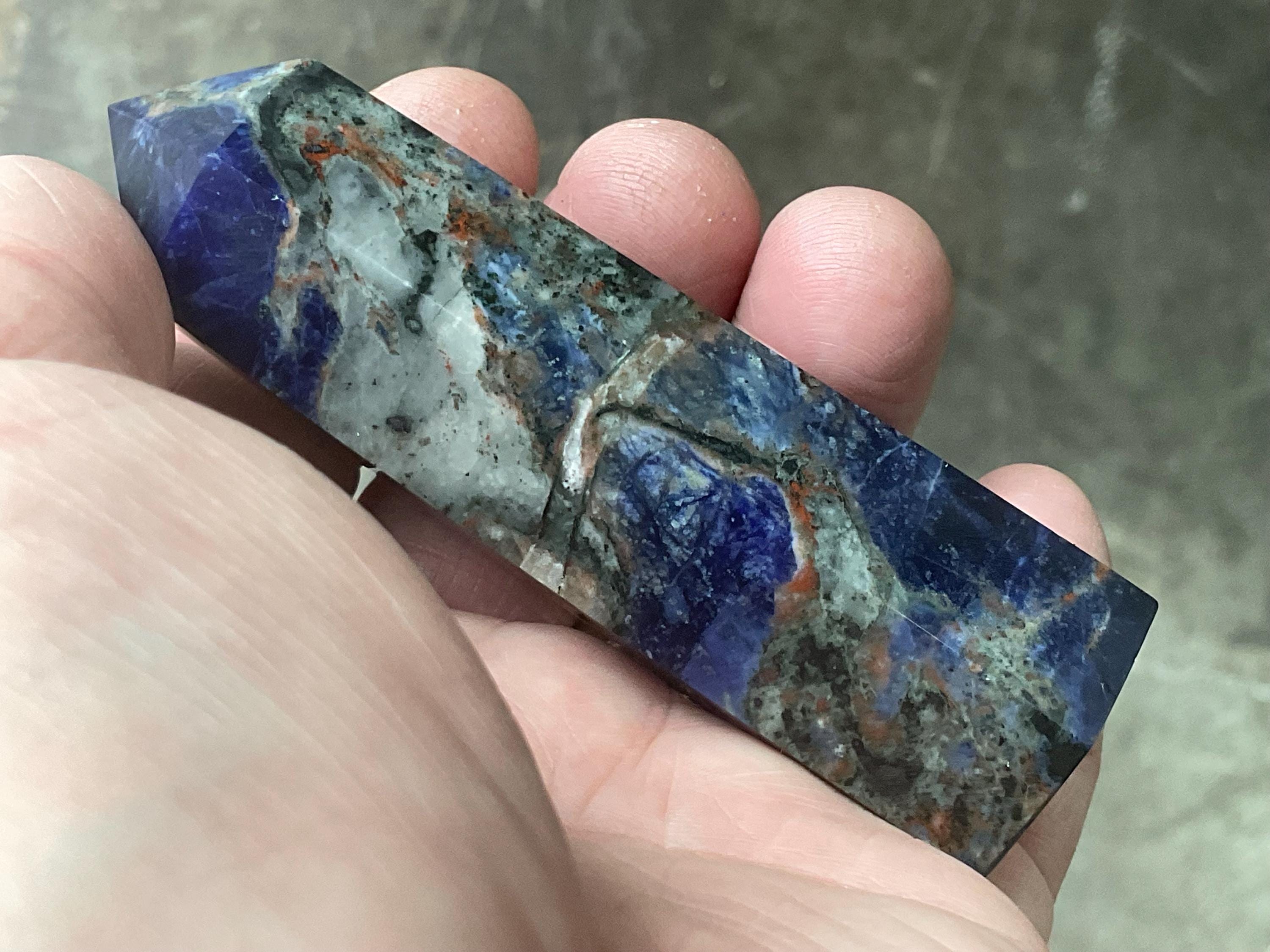 102g Sodalite with Sunstone Generator 4A