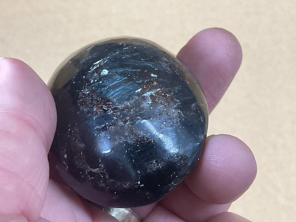 110g Arfvedsonite with Minor Eudialyte Palmstone 10B