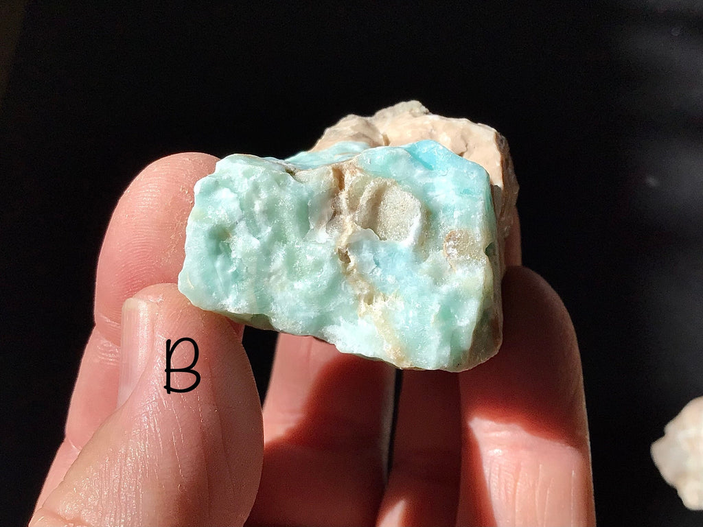 60g Caribbean Blue Calcite Rough 11B