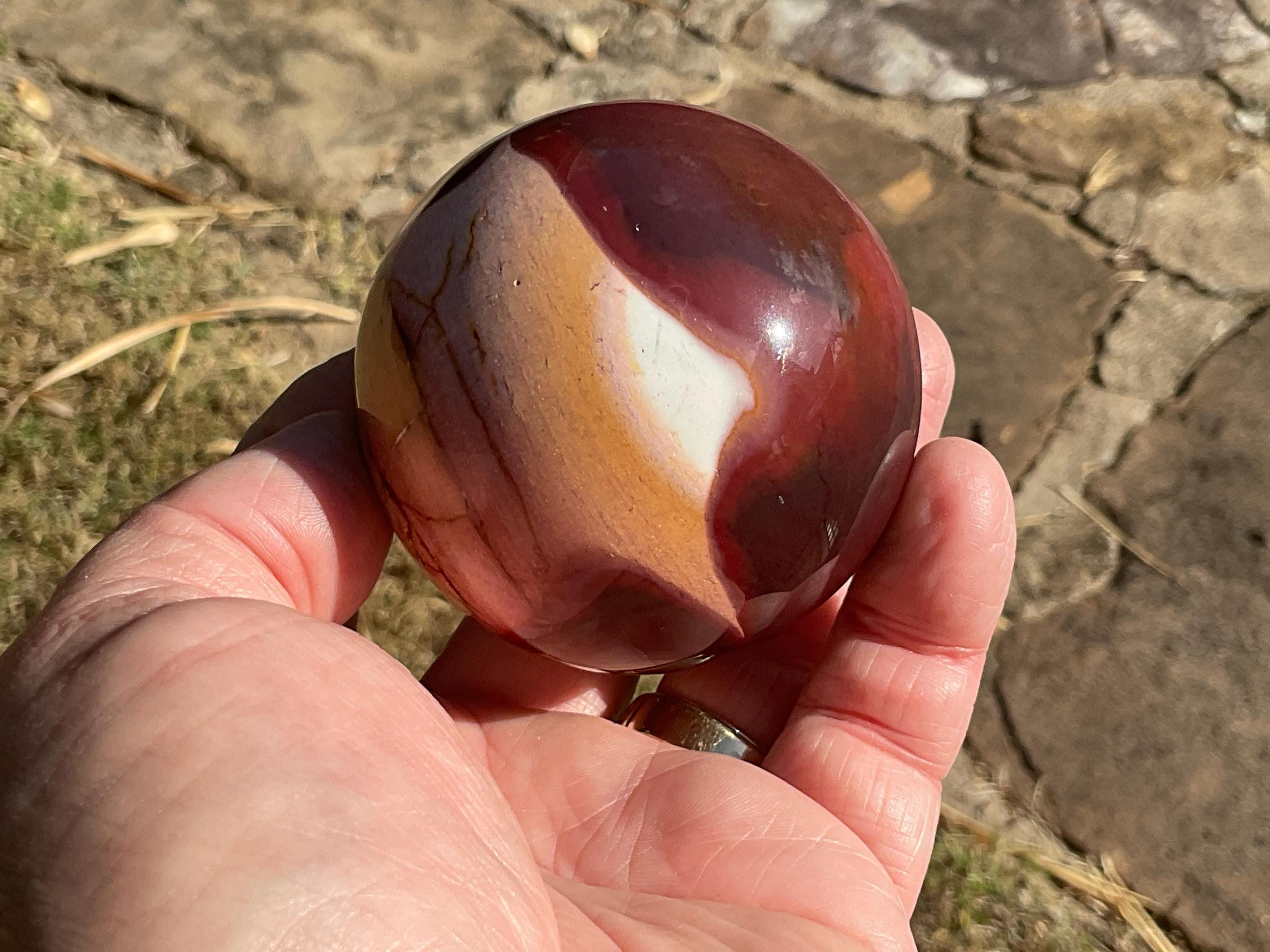 324g (5.7cm diameter) Mookaite Sphere 7B