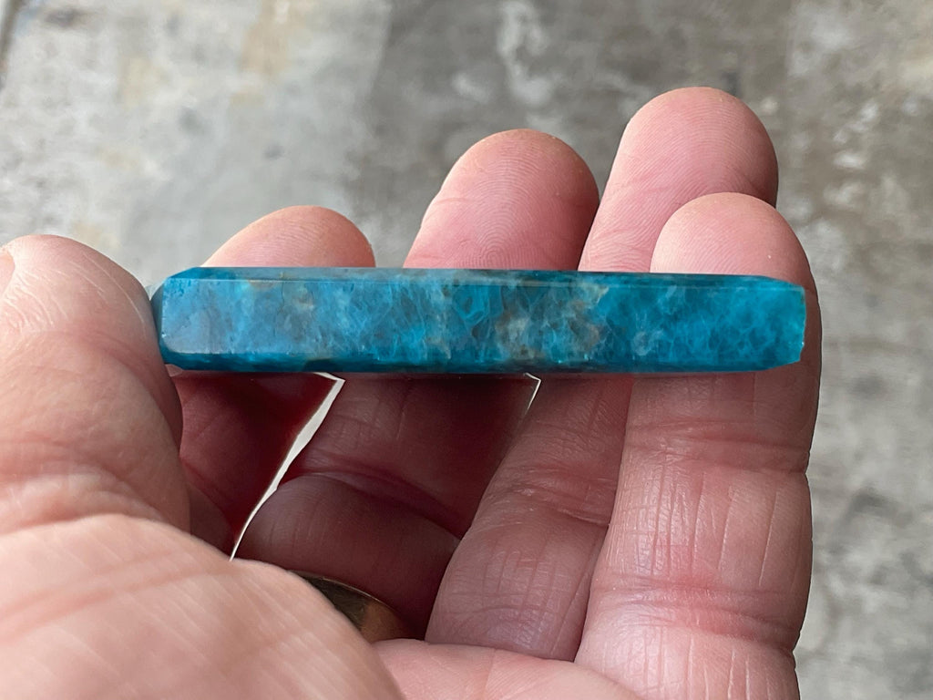 56g Blue Apatite Polished Diamond with stand 1A