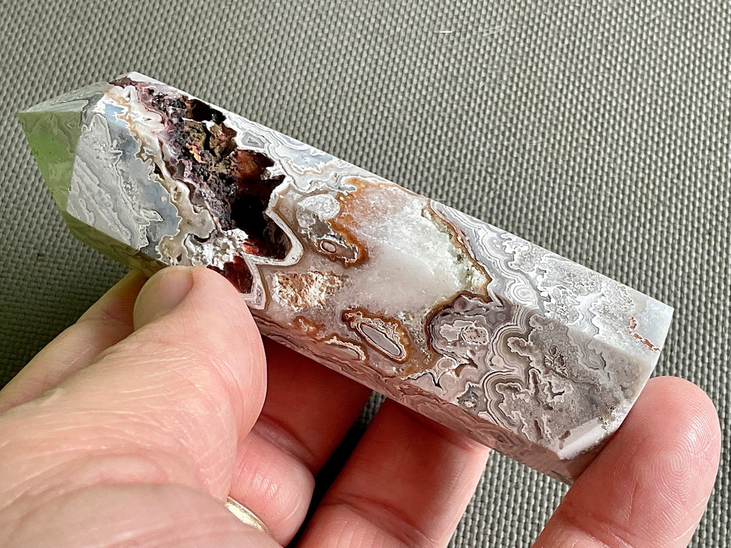 100g Mexican Crazy Lace Agate Generator D