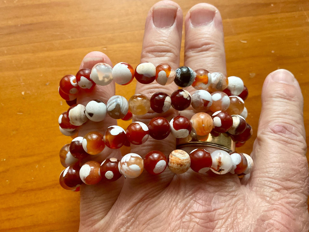 Carnelian Orca Agate 8mm Bead Bracelet
