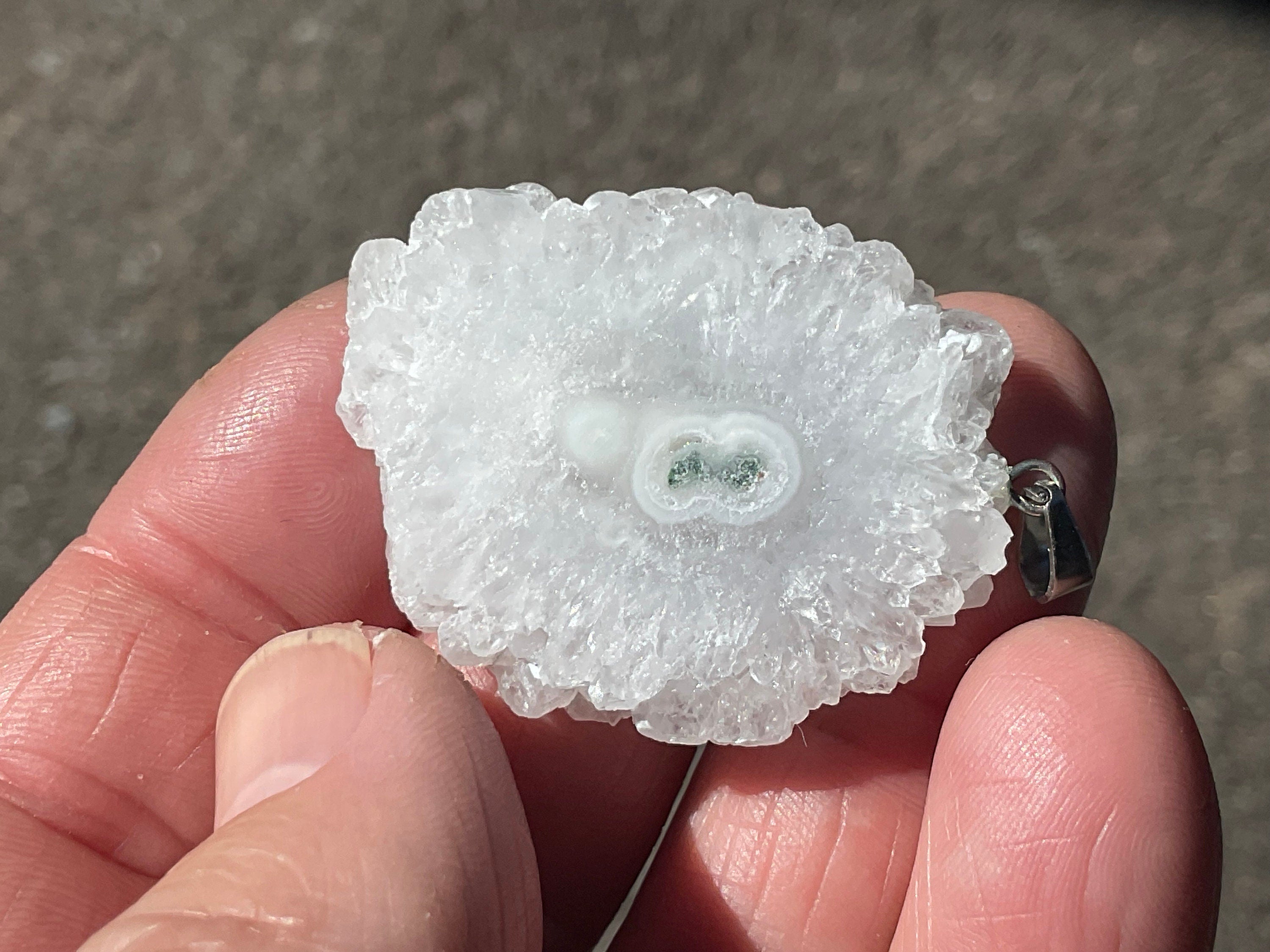 12g Solar Quartz Pendant 1A