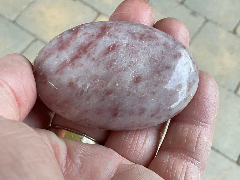 70g Pakistan Strawberry Jasper Palmstone 3C