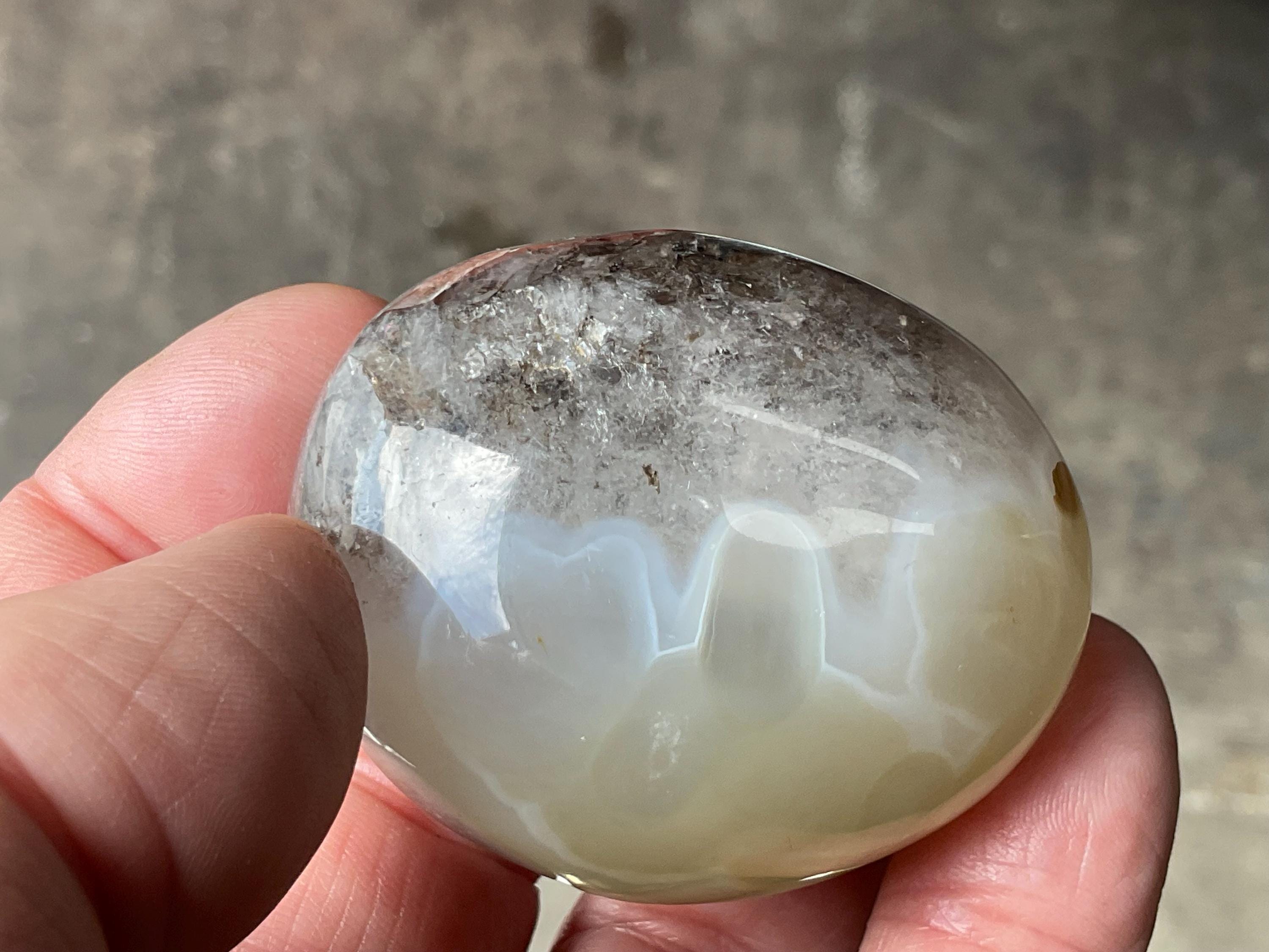 92g Dendritic Rainbow Agate Palmstone B