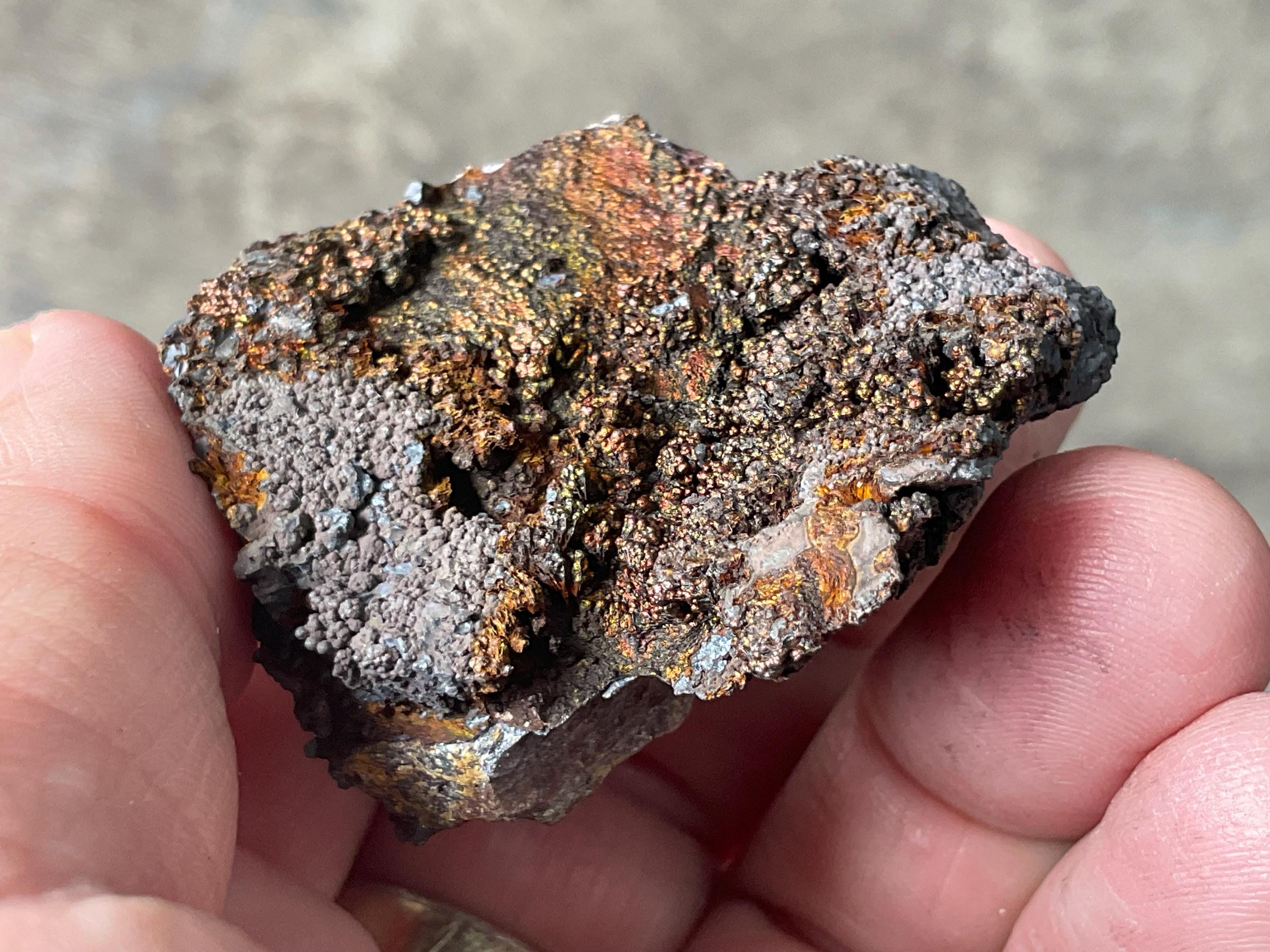 60g Lithiophorite/Cryptomelane with iridescent Goethite Specimen B