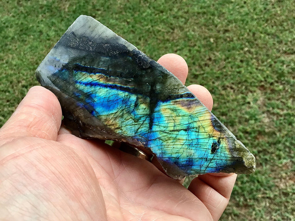 175g Labradorite One Side Polished 3A