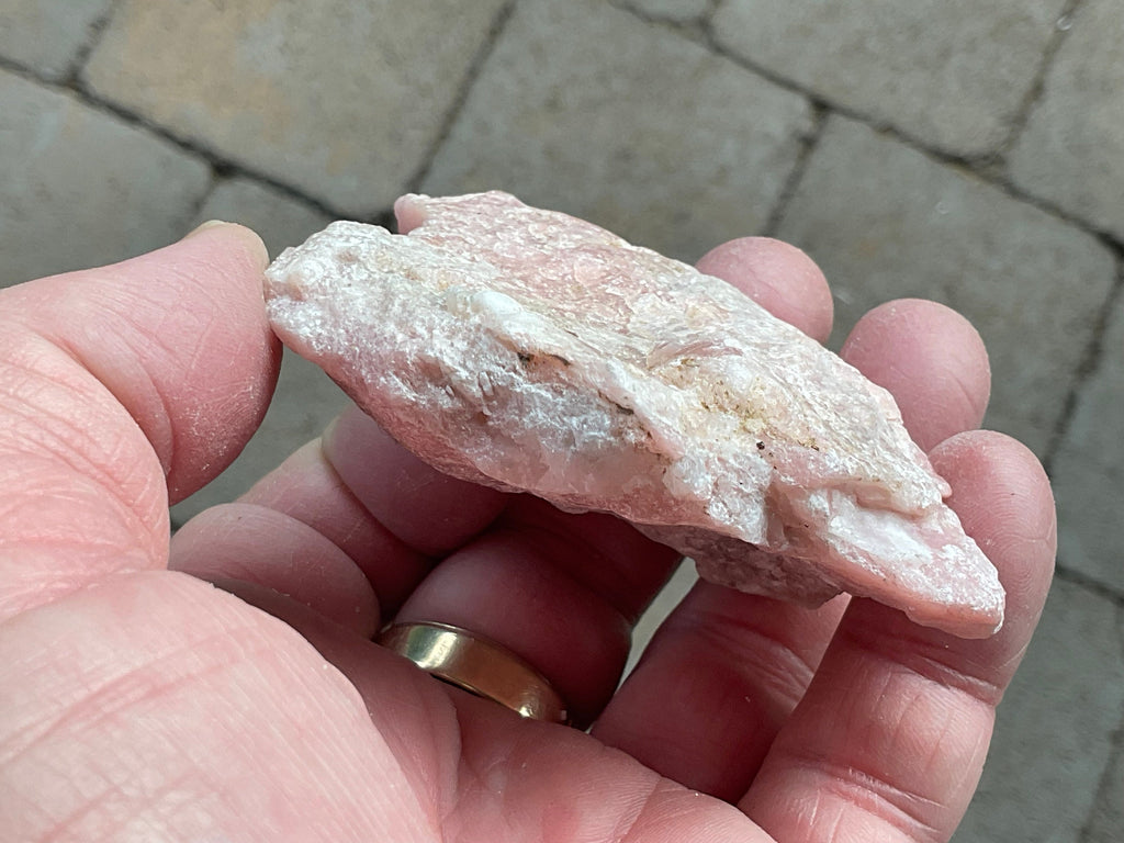 121g Mexican Pink Opal Rough 5B