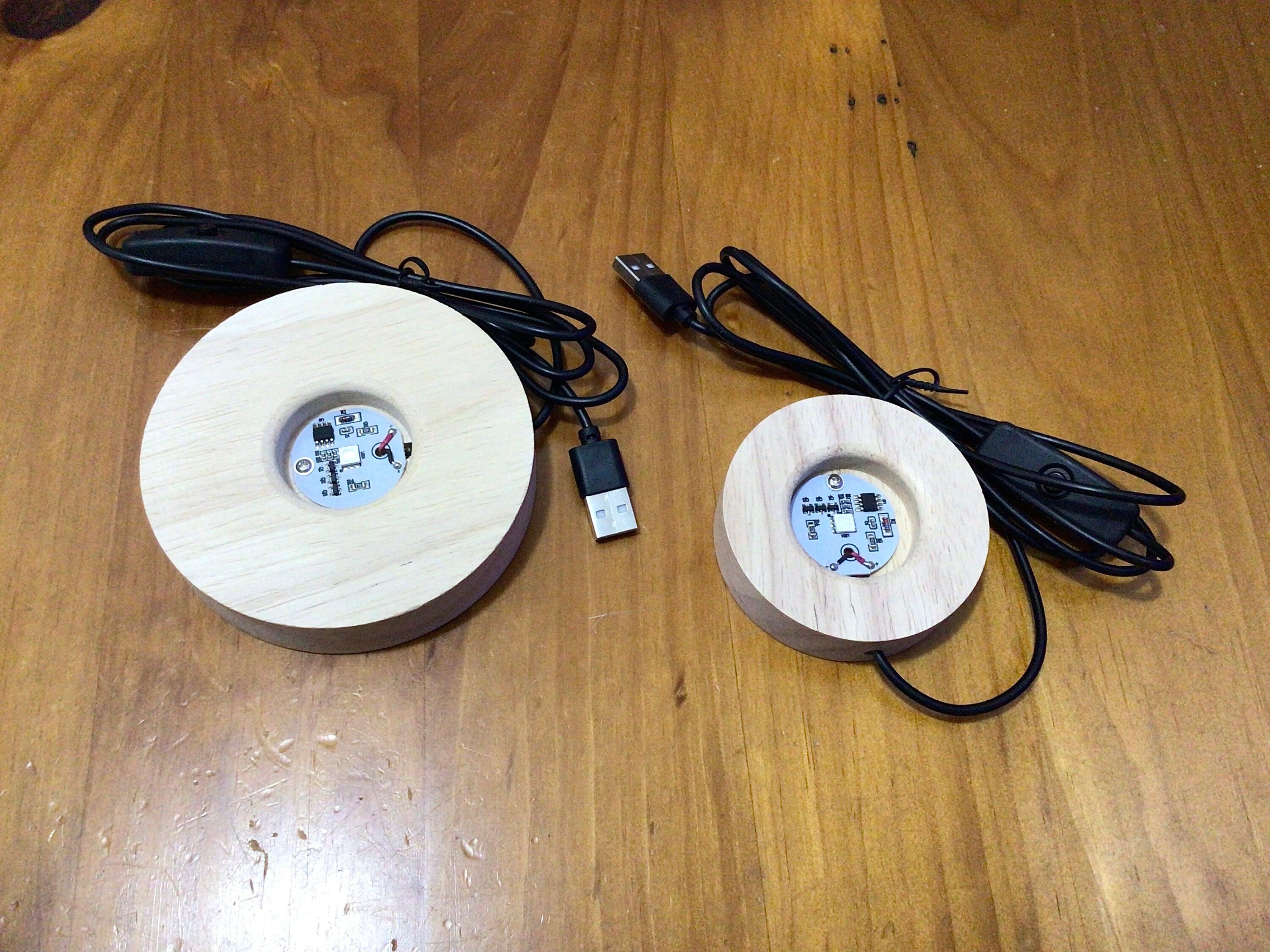 USB LED Wooden Sphere/Egg Lamp