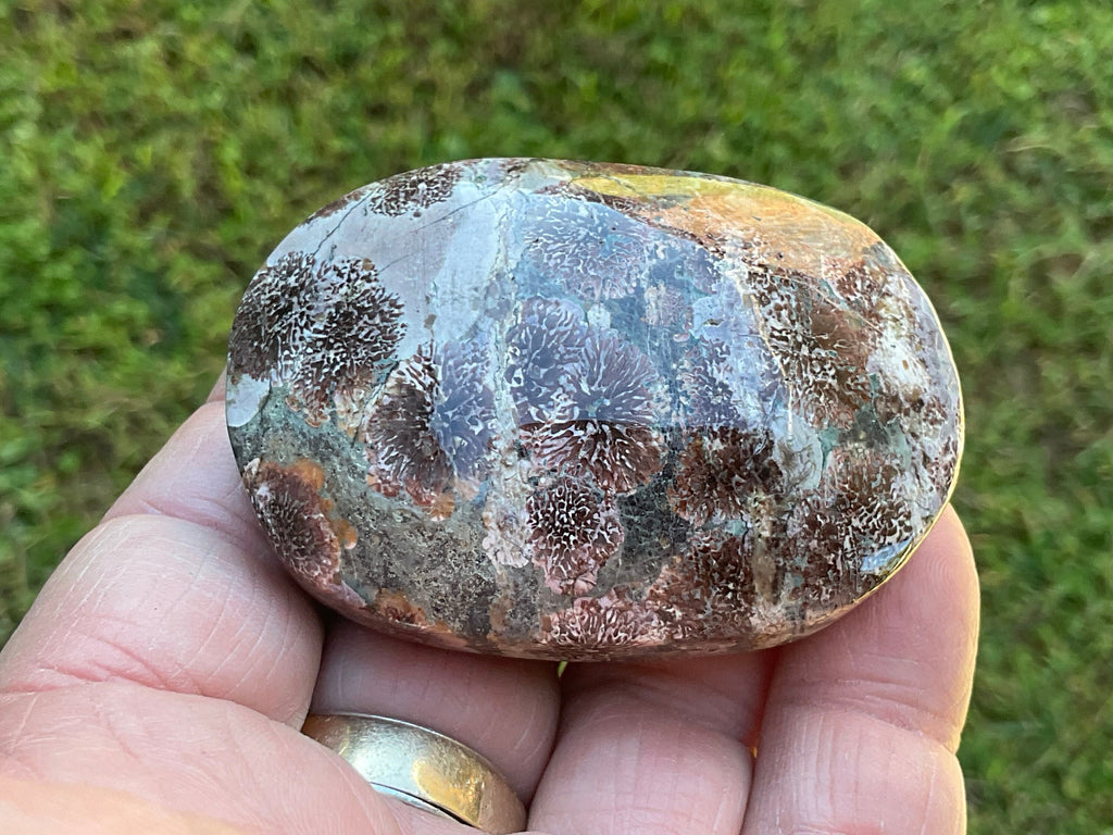 100g Green Cherry Blossom Jasper Palmstone 10C