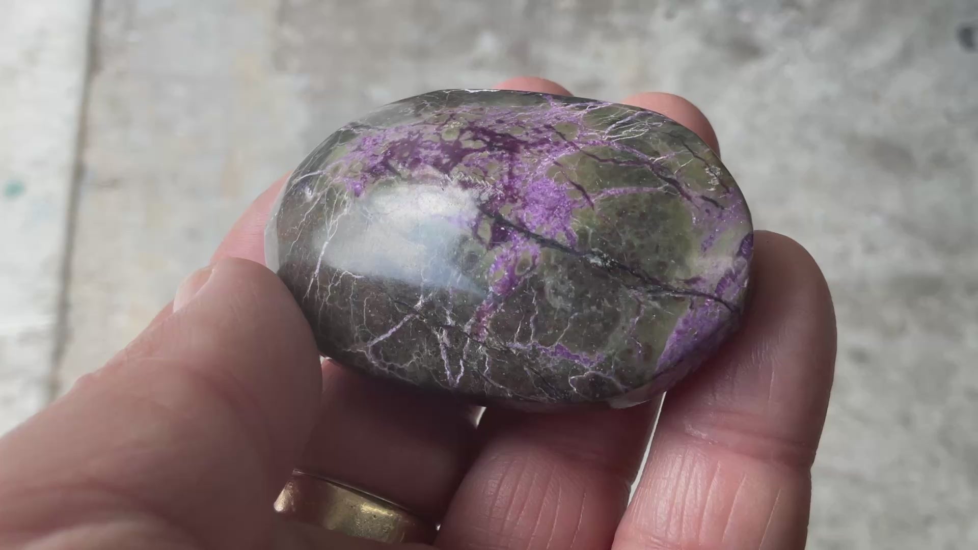 58g Atlantisite Palmstone 8C