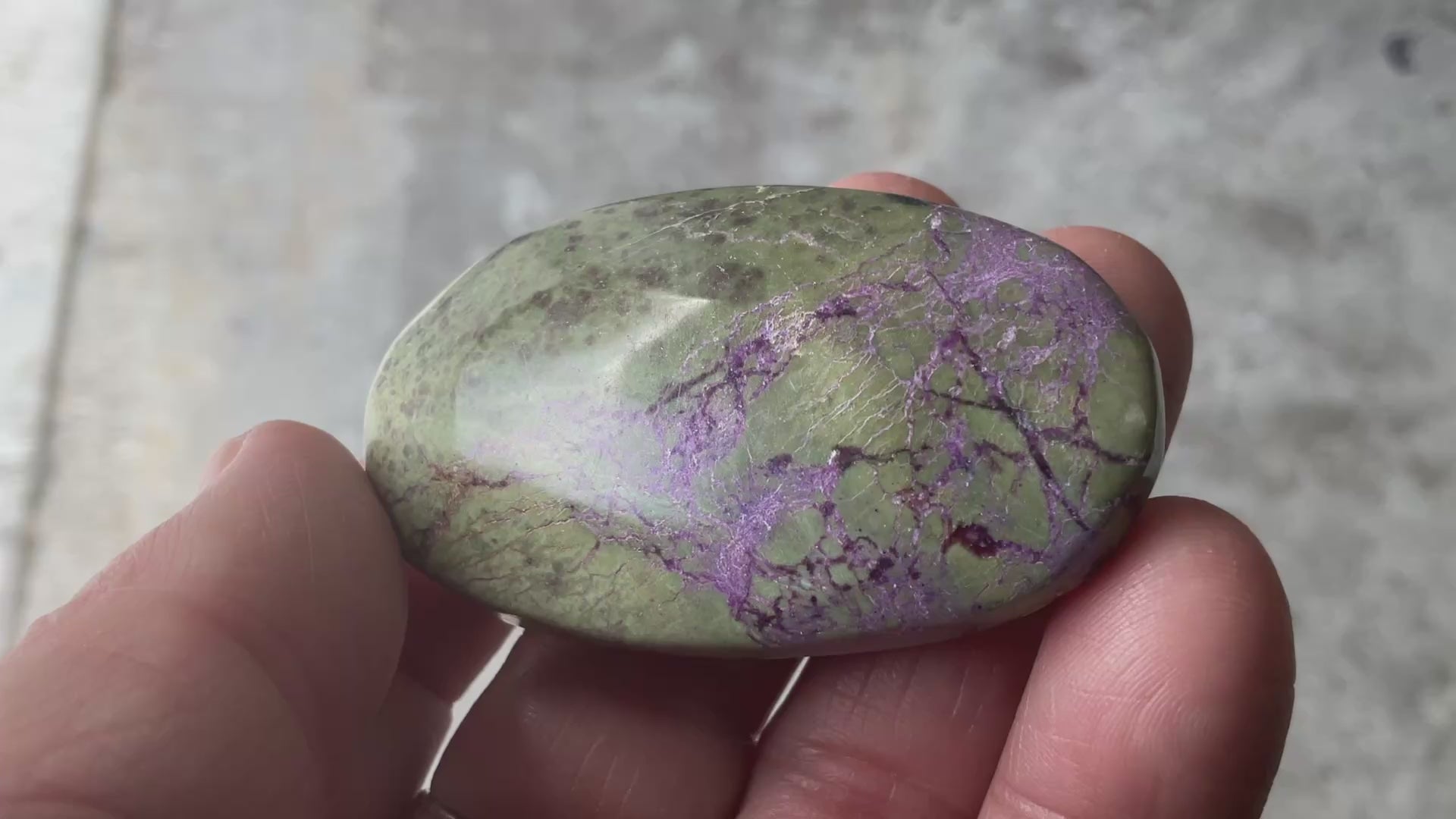 46g Atlantisite Palmstone 7B