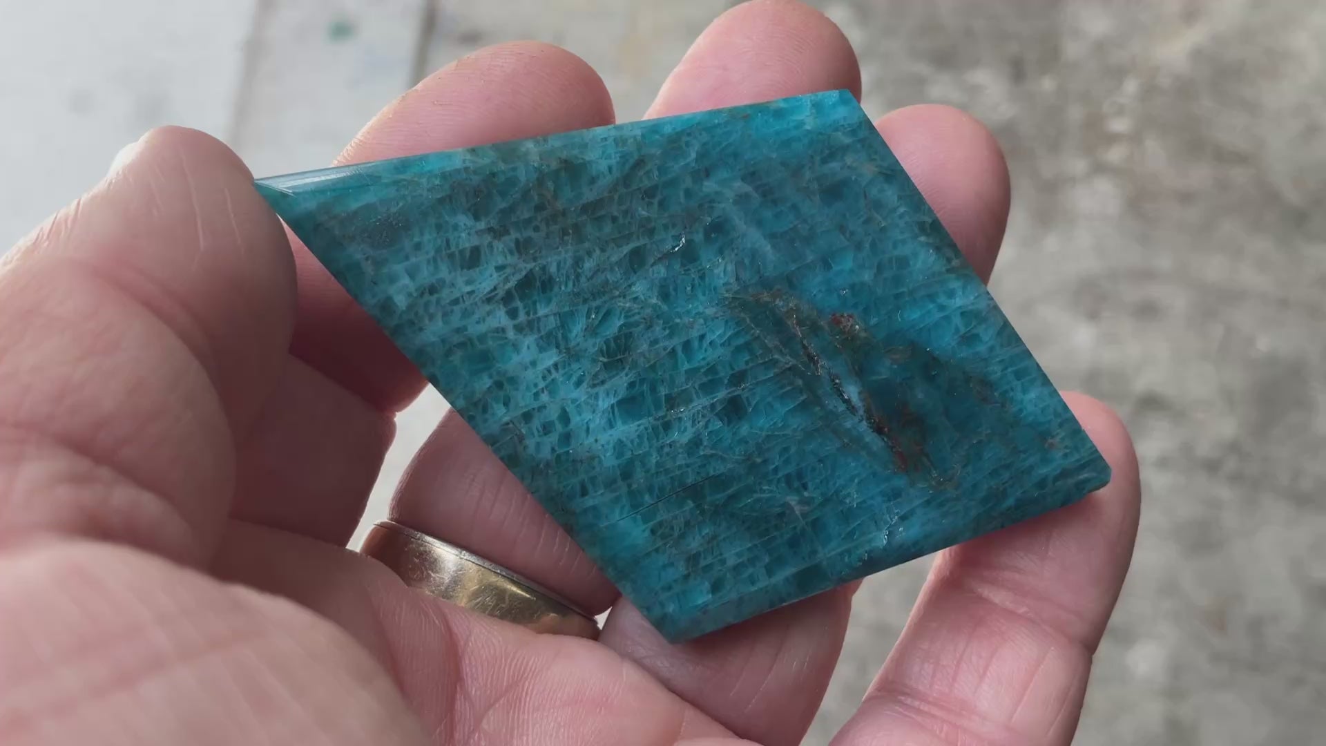 56g Blue Apatite Polished Diamond with stand 1A