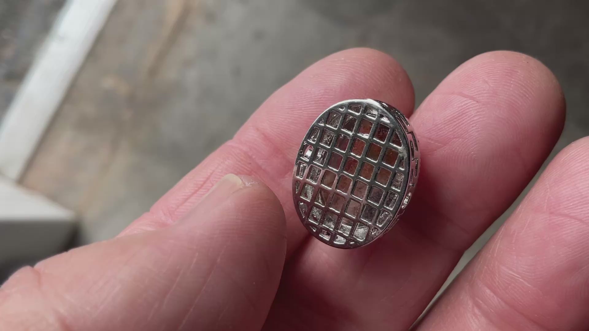 4g Lodelite Cabochon in Antique Style setting B