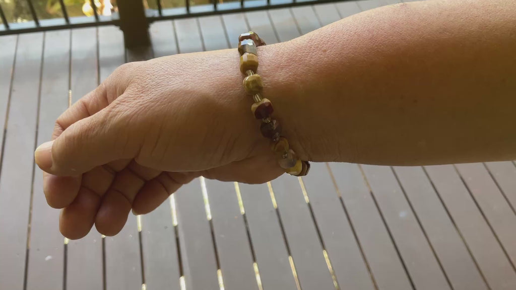 Mookaite Faceted Bead with Spacers Bracelet